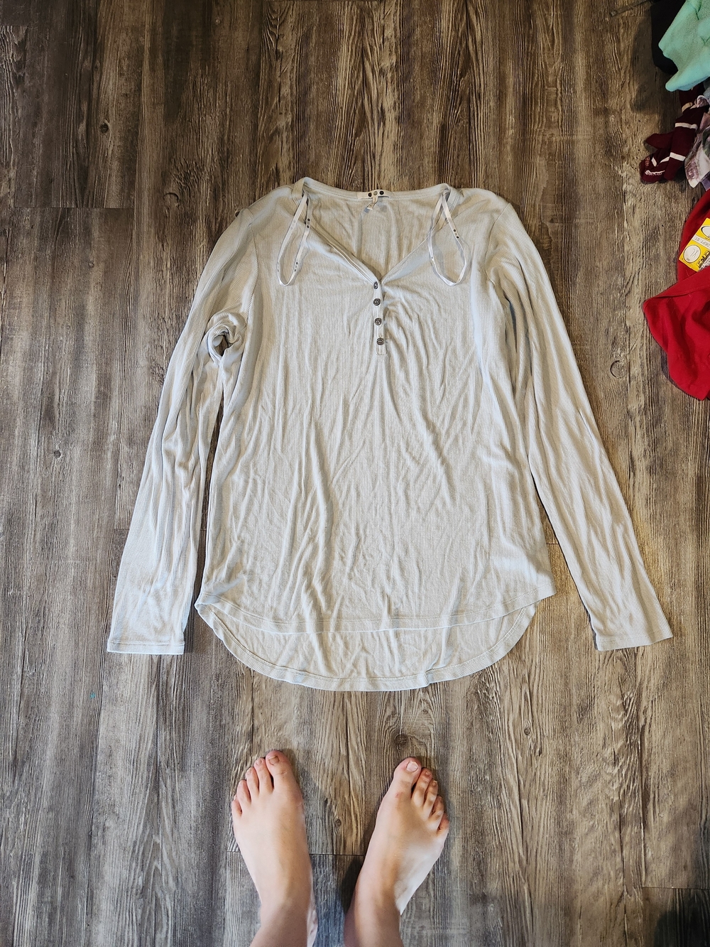 Casual Long-Sleeve Henley Top - Light Gray